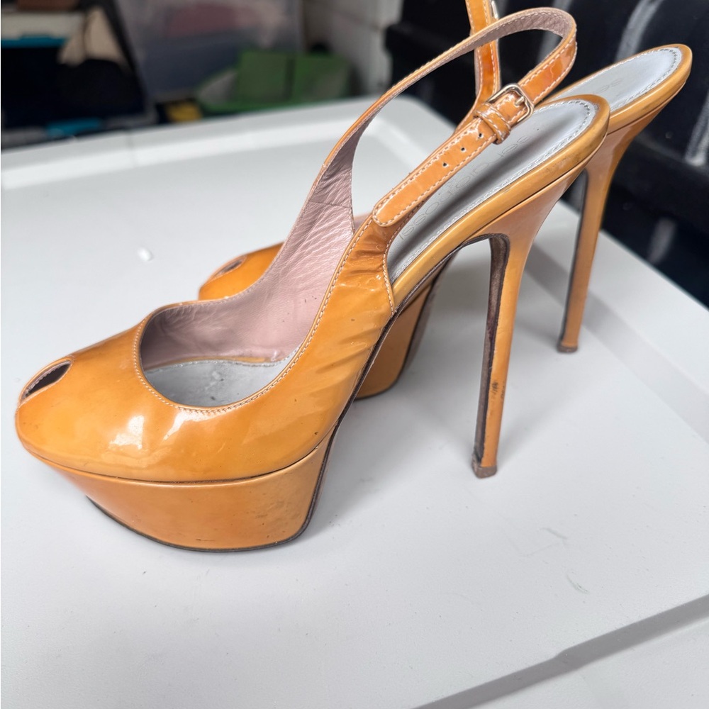 4.5 inches platform heels